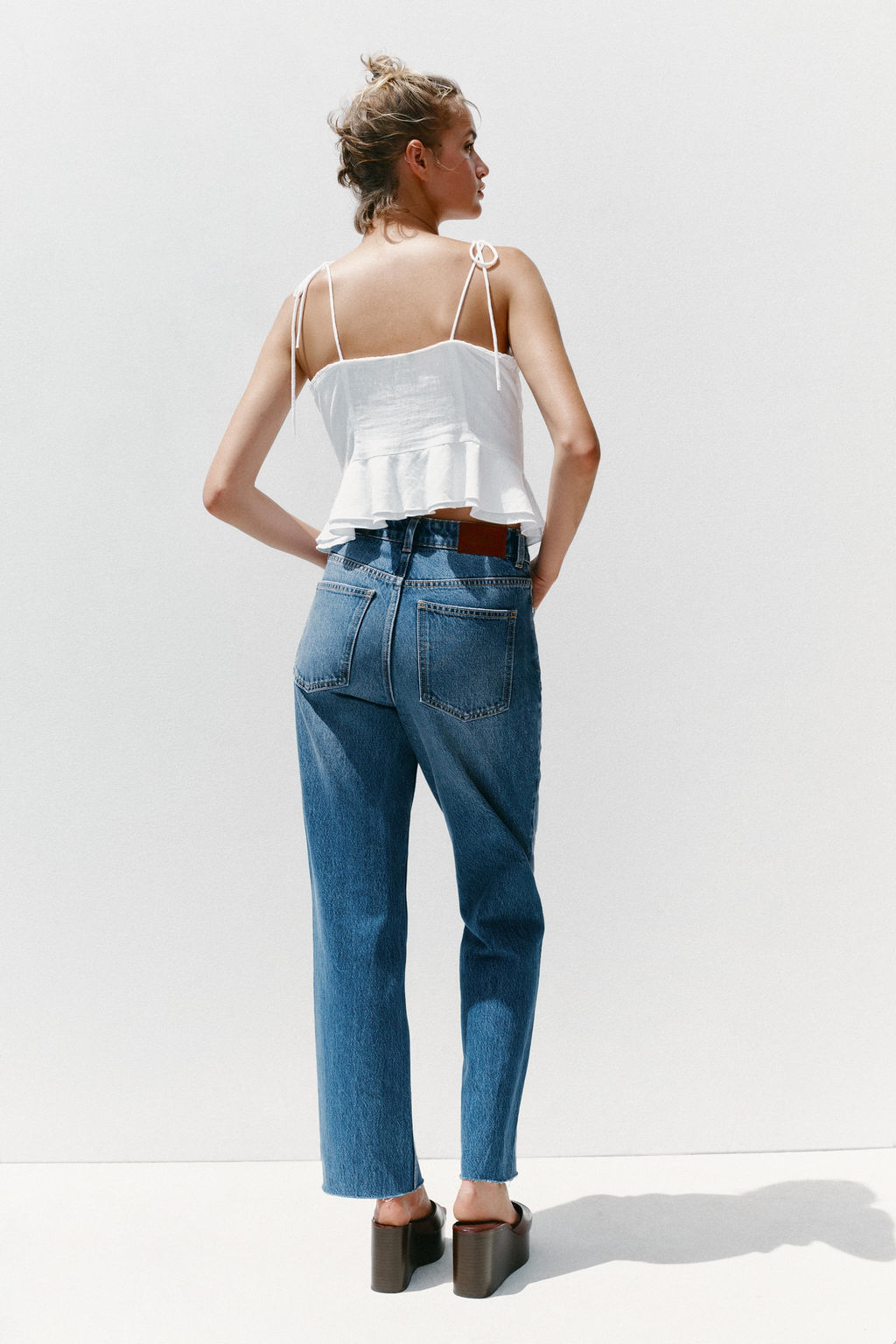 Z.02 STRAIGHT HIGH-WAIST ANKLE JEANS - Zara фото 14