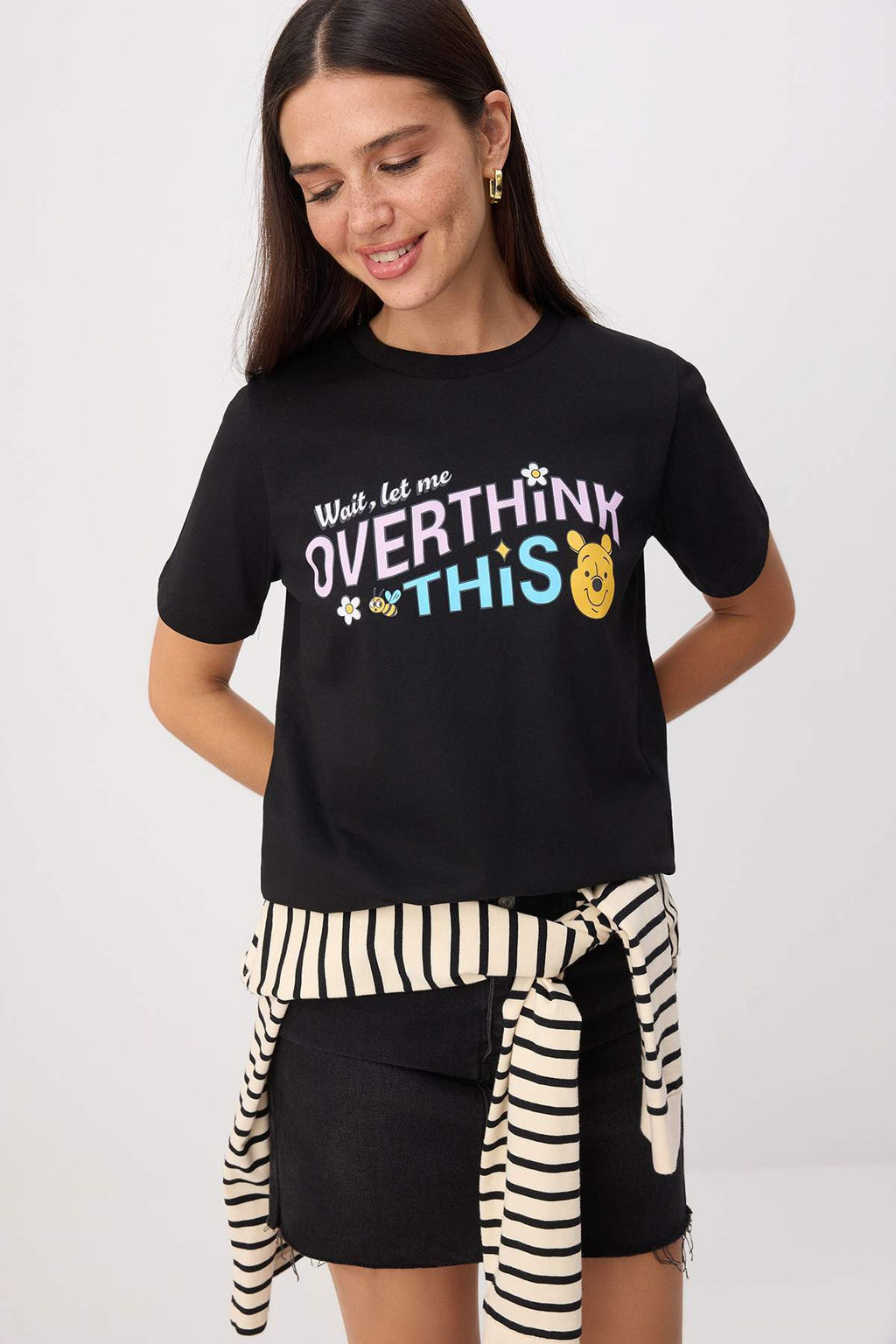 Siyah Winnie The Pooh Lisansl? Regular Kal?p K?sa Kollu Tok %100 Pamuk Orme T-Shirt TWOSS26TS00139