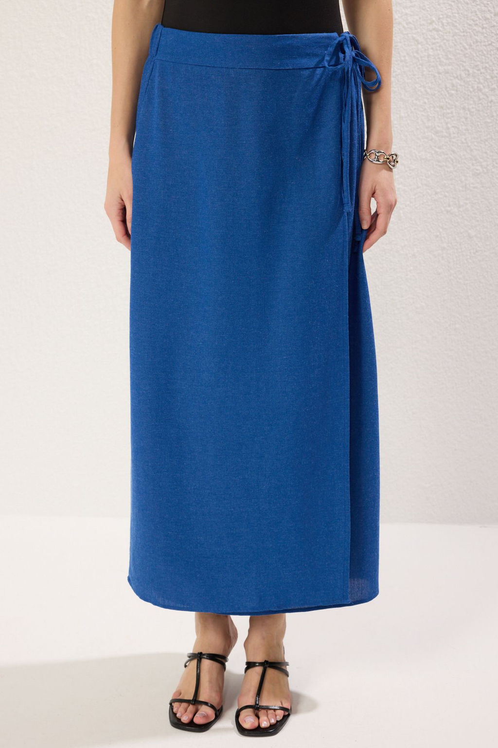 TRENDYOLMILLA Lacivert Baglama Detayl? Kruvaze Kapama Maxi Boy Dokuma Etek TWOSS25ET00126 фото 4