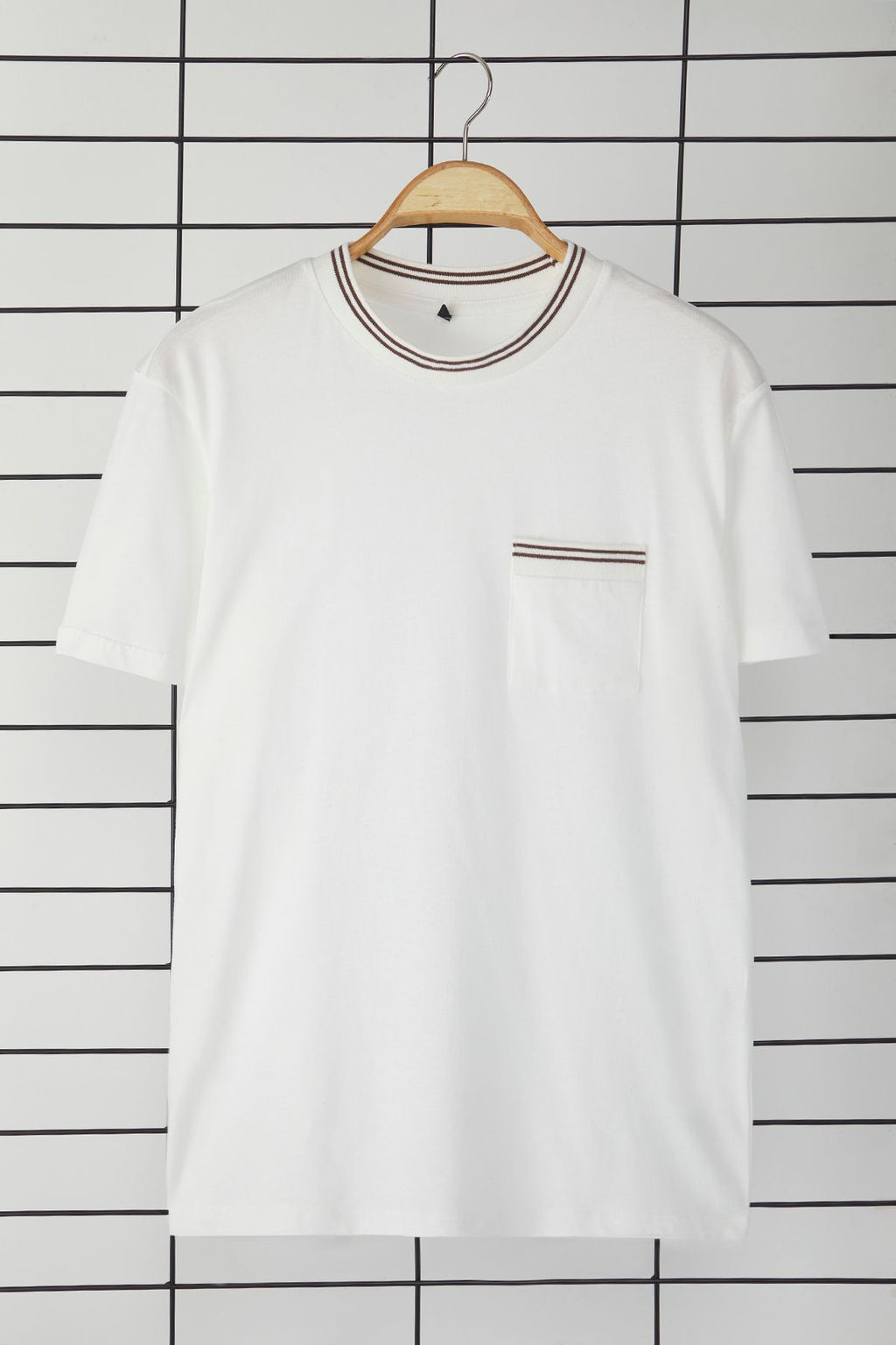 TRENDYOL MAN Lacivert Regular/Normal Kesim Cep ve Triko Bant Detayl? %100 Pamuk Basic Tok T-shirt TMNSS25TS00035 - Trendyolmilla фото 2