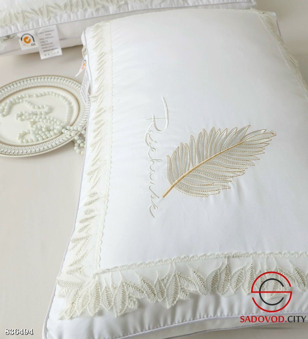 Подушка с наполнителем микрогеля и шелка