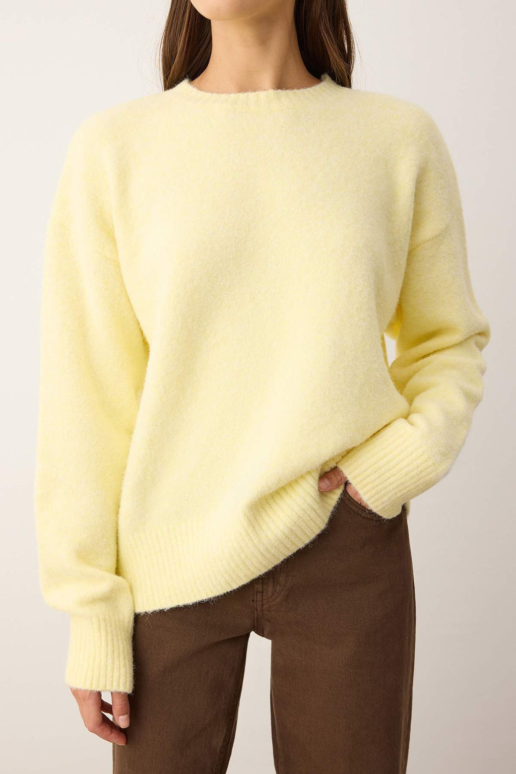 Wardrobe Essentials Sar? Yun Kar?s?ml? Tuylu Premium Iplik Genis Kal?p Triko Kazak | TWOAW26KZ00125