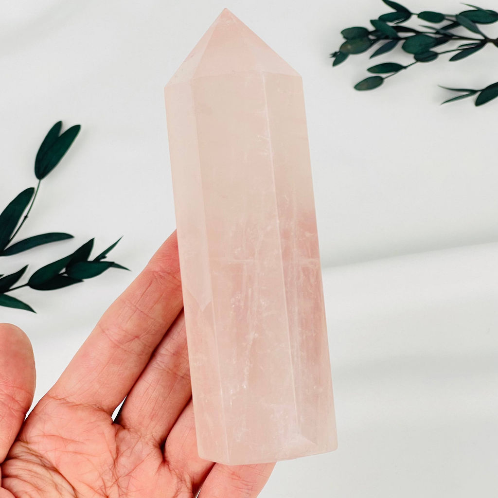 Кристалл из Розового кварца