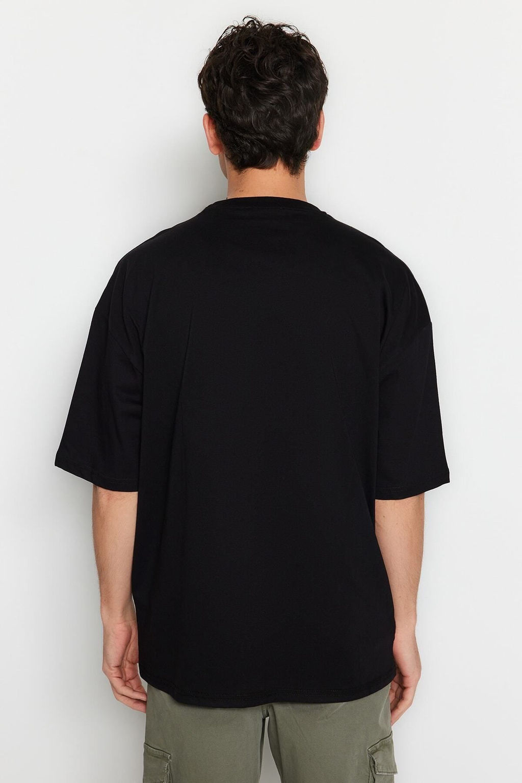TRENDYOL MAN Buyuk Beden Siyah Oversize/Genis Kesim %100 Pamuklu Dinozor Nak?sl? T-Shirt TMNSS24BF00013 - Trendyolmilla фото 8