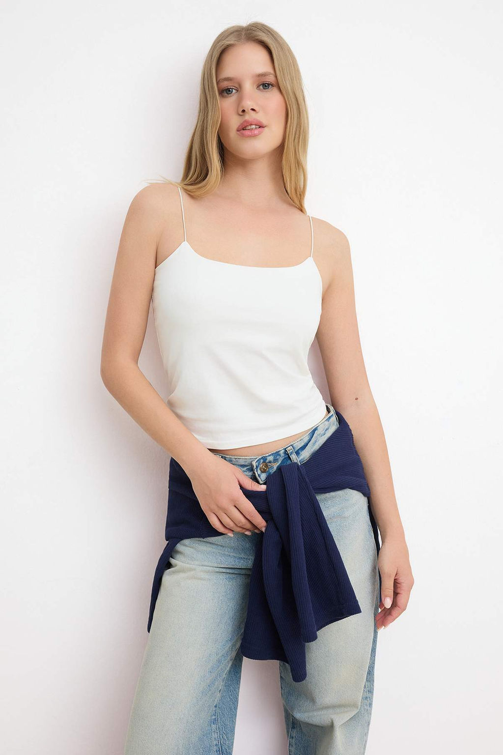 Trendyolmilla Siyah-Beyaz-Bej 3lu Paket Ask?l? Vucuda Oturan Kare Yaka Esnek Orme Atlet TWOSS24AL00054  фото 20