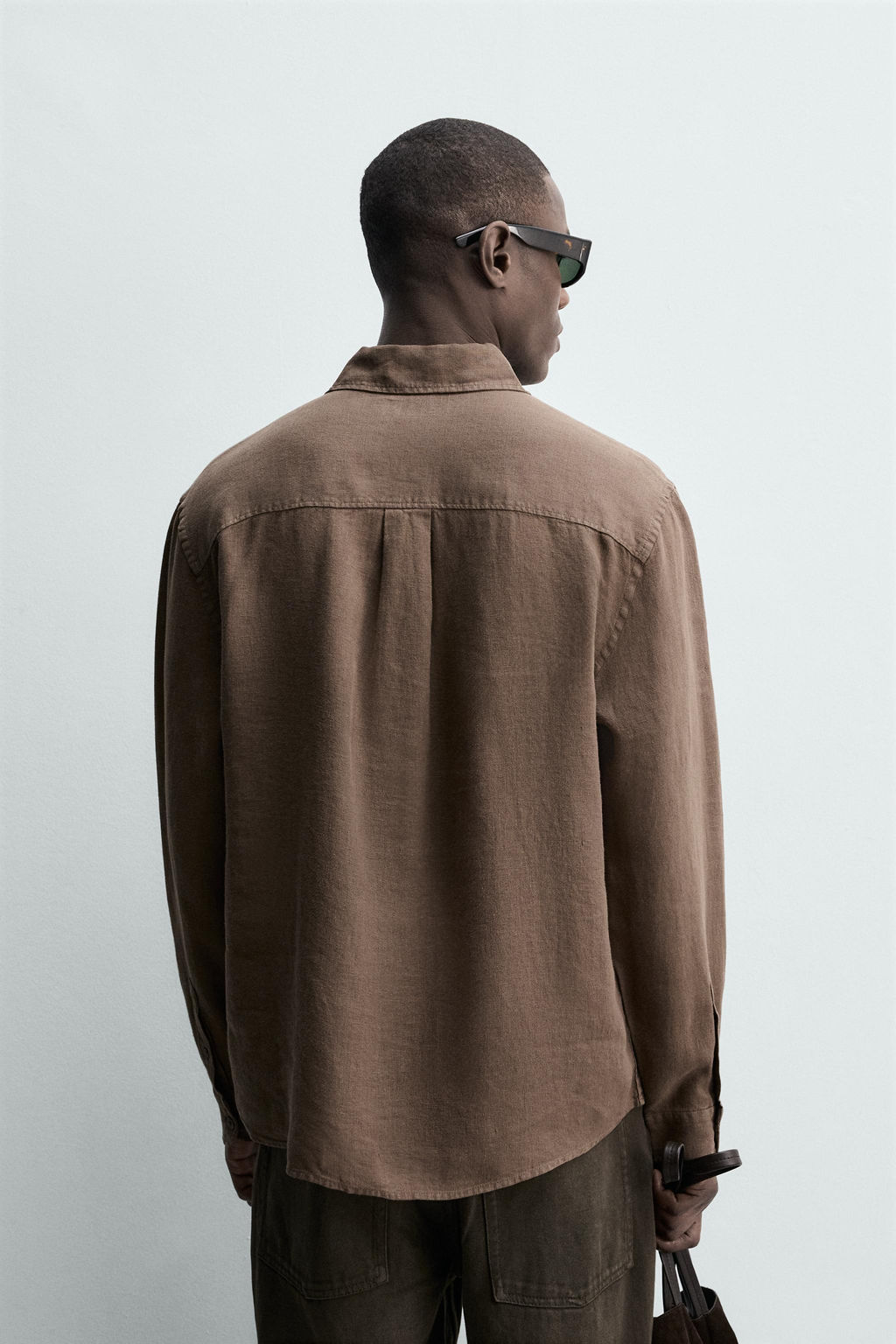 CAMISA REGULAR FIT 100% LINO / Marr?n - Zara фото 3