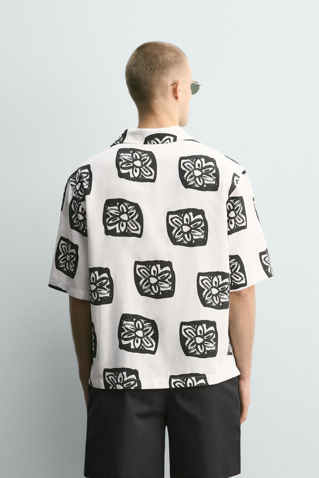 CAMISA RELAXED FIT ESTAMPADO CONTRASTE / Blanco - Zara фото 3