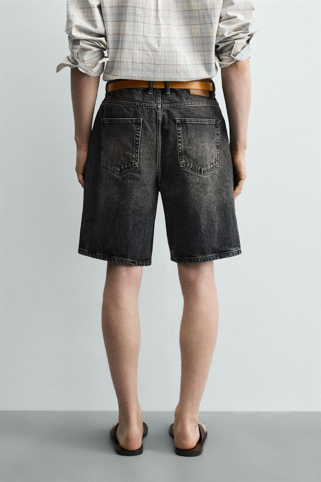 BERMUDA DENIM RELAXED FIT / Gris oscuro