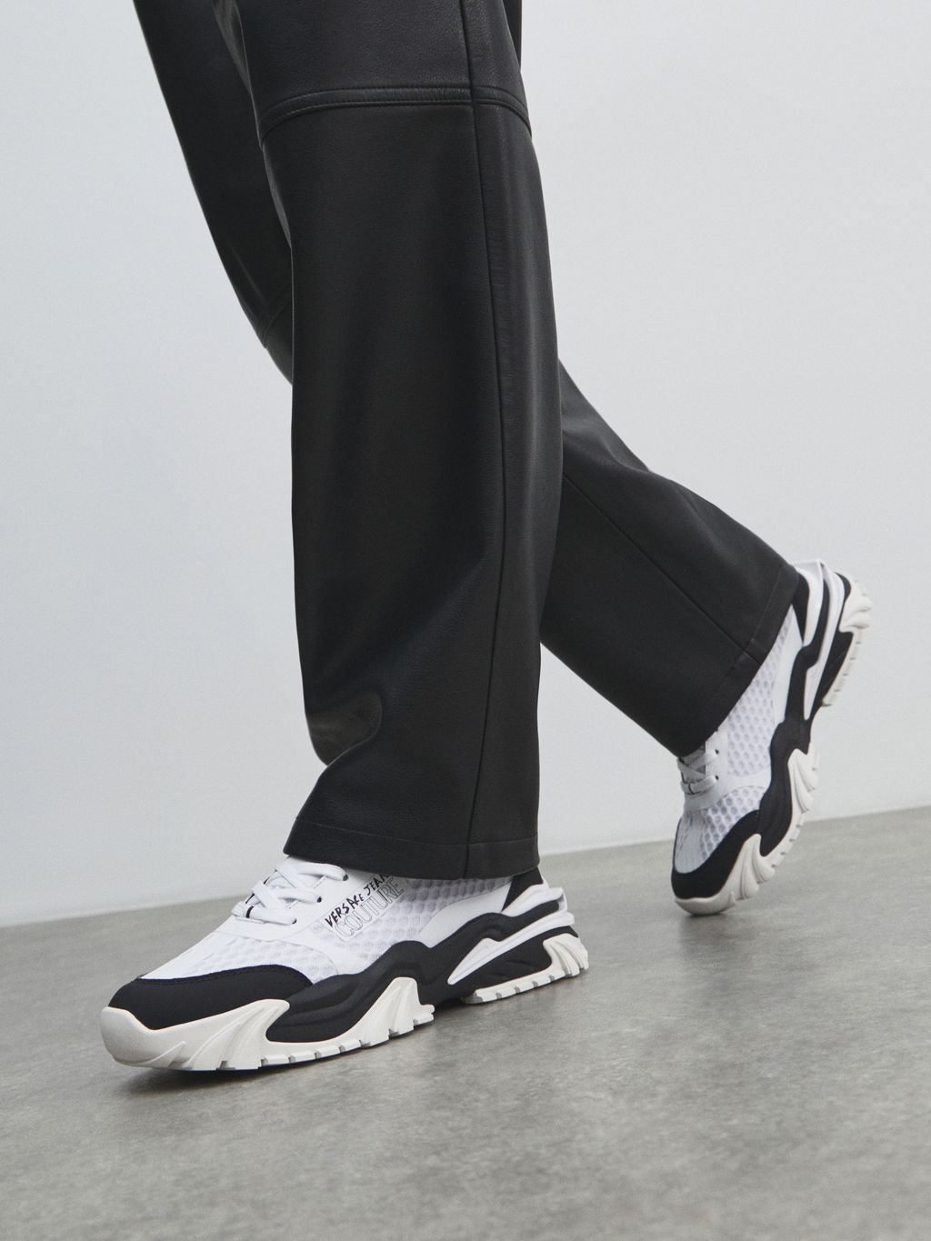 Мужские кроссовки VERSACE JEANS COUTURE NEW TRAIL TREK Артикул 4458789, белый