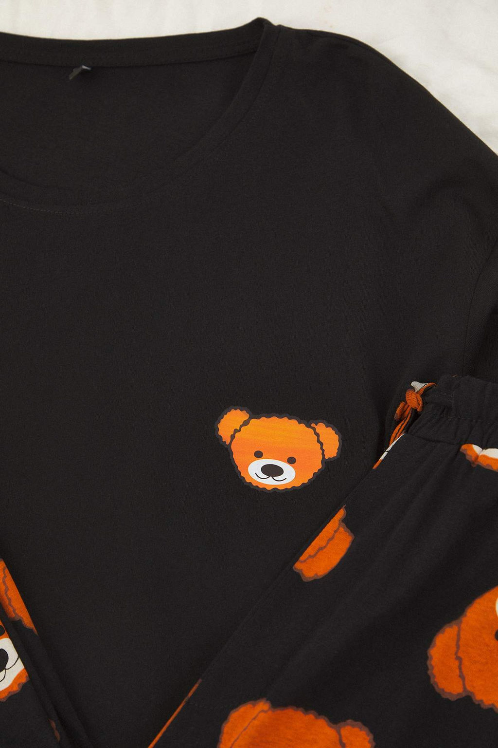 Siyah Regular Kesim Ay?c?k Bask?l? Buyuk Beden Orme Pijama Tak?m? TMNAW26AI00001