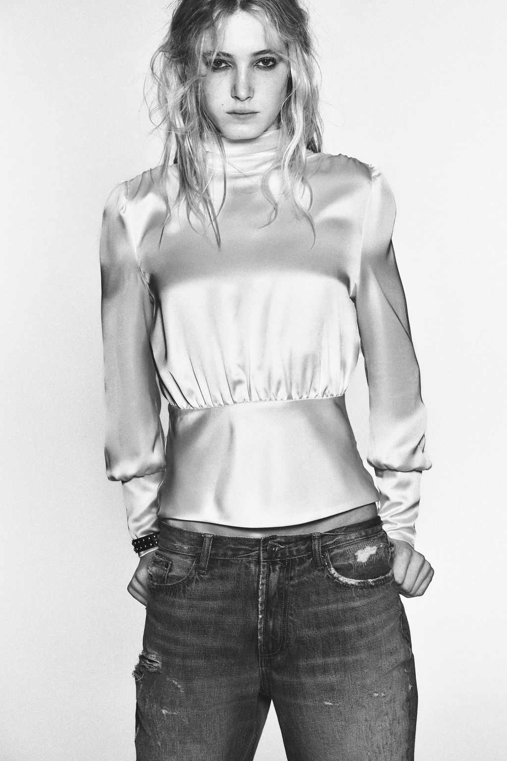 SATIN SHIRT WITH BOW DETAIL AT THE BACK