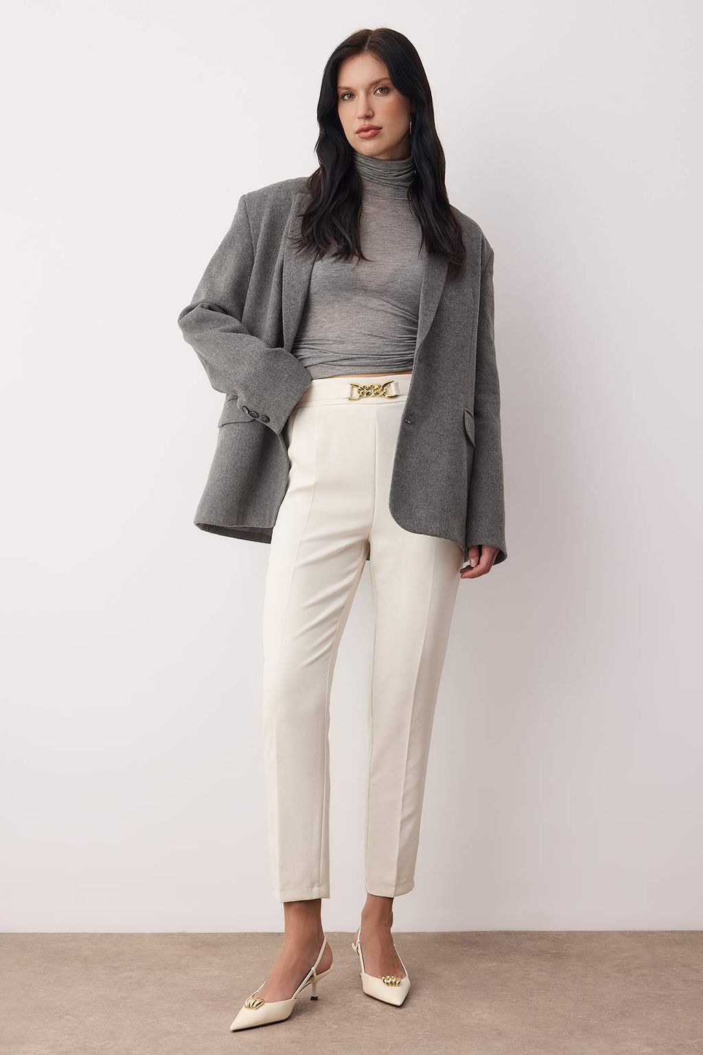 Siyah Havuc Kal?p Toka Detayl? Pantolon TWOAW26PL00154 - Trendyolmilla фото 5