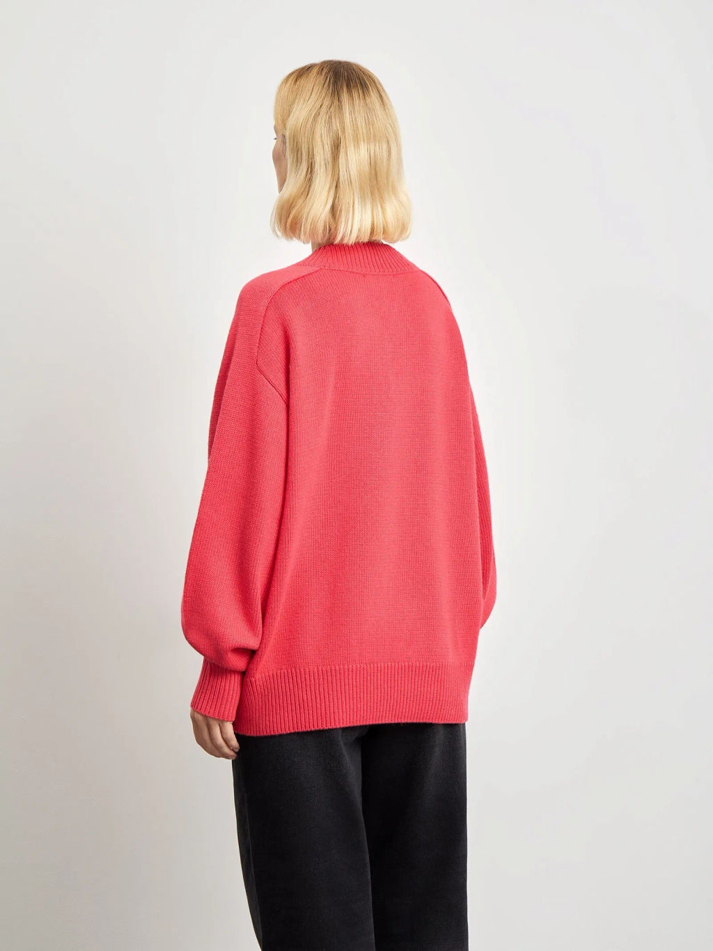 Джемпер с v-образным вырезом - Emka фото 4