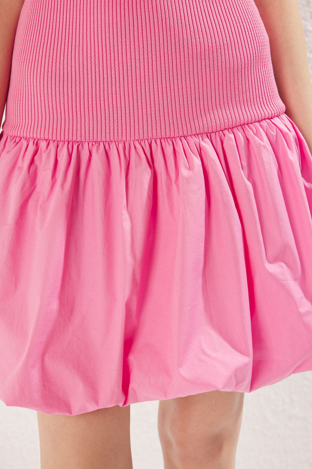 Pembe Duz Mini Garnili Dik Yaka Balon Etek Elbise TWOSS25EL00495 - Trendyolmilla фото 4