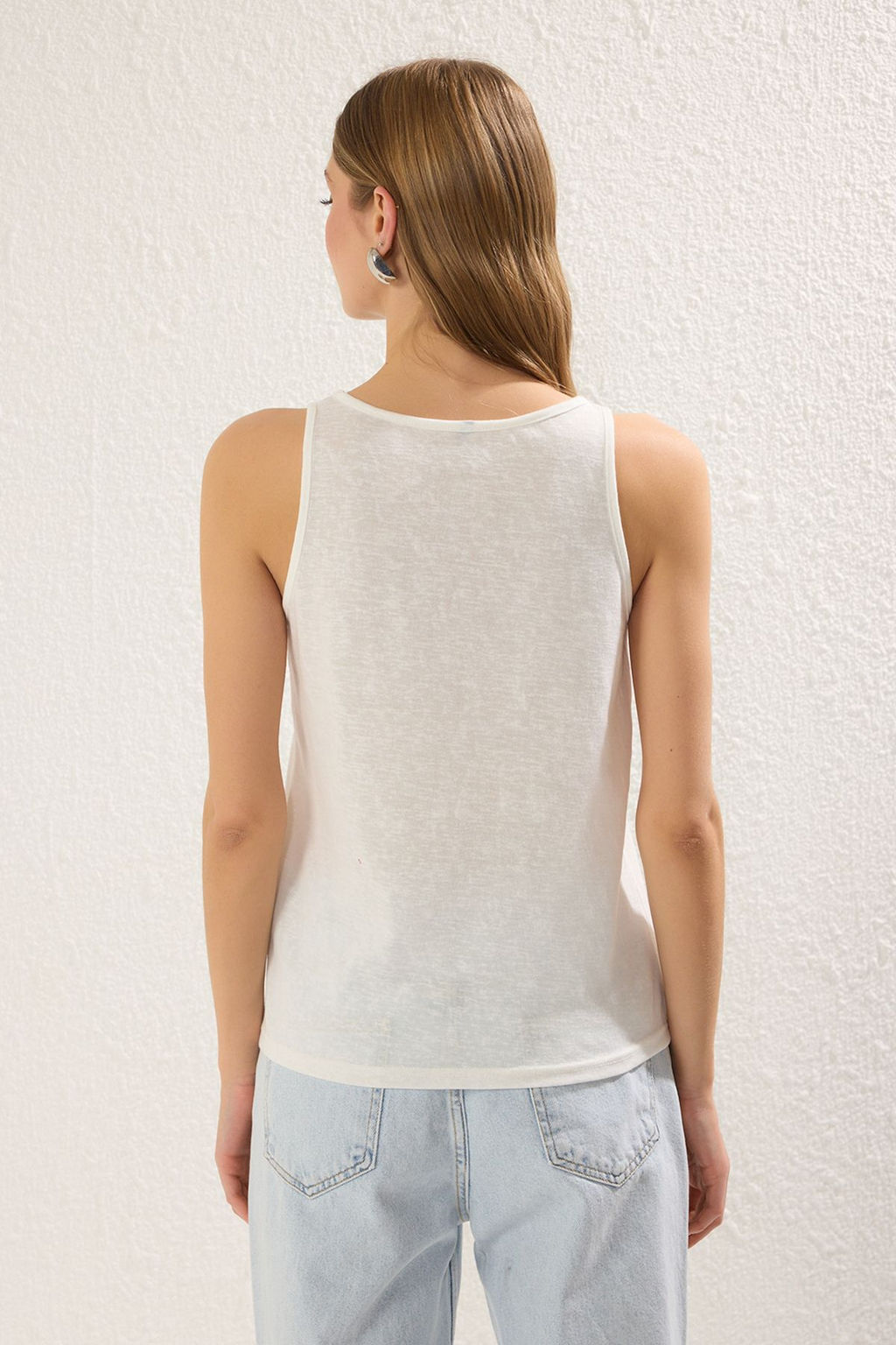 TRENDYOLMILLA Ekru Keten Gorunumlu Havuz Yaka Regular/Normal Kal?p Orme Atlet TWOSS25AL00036  фото 4