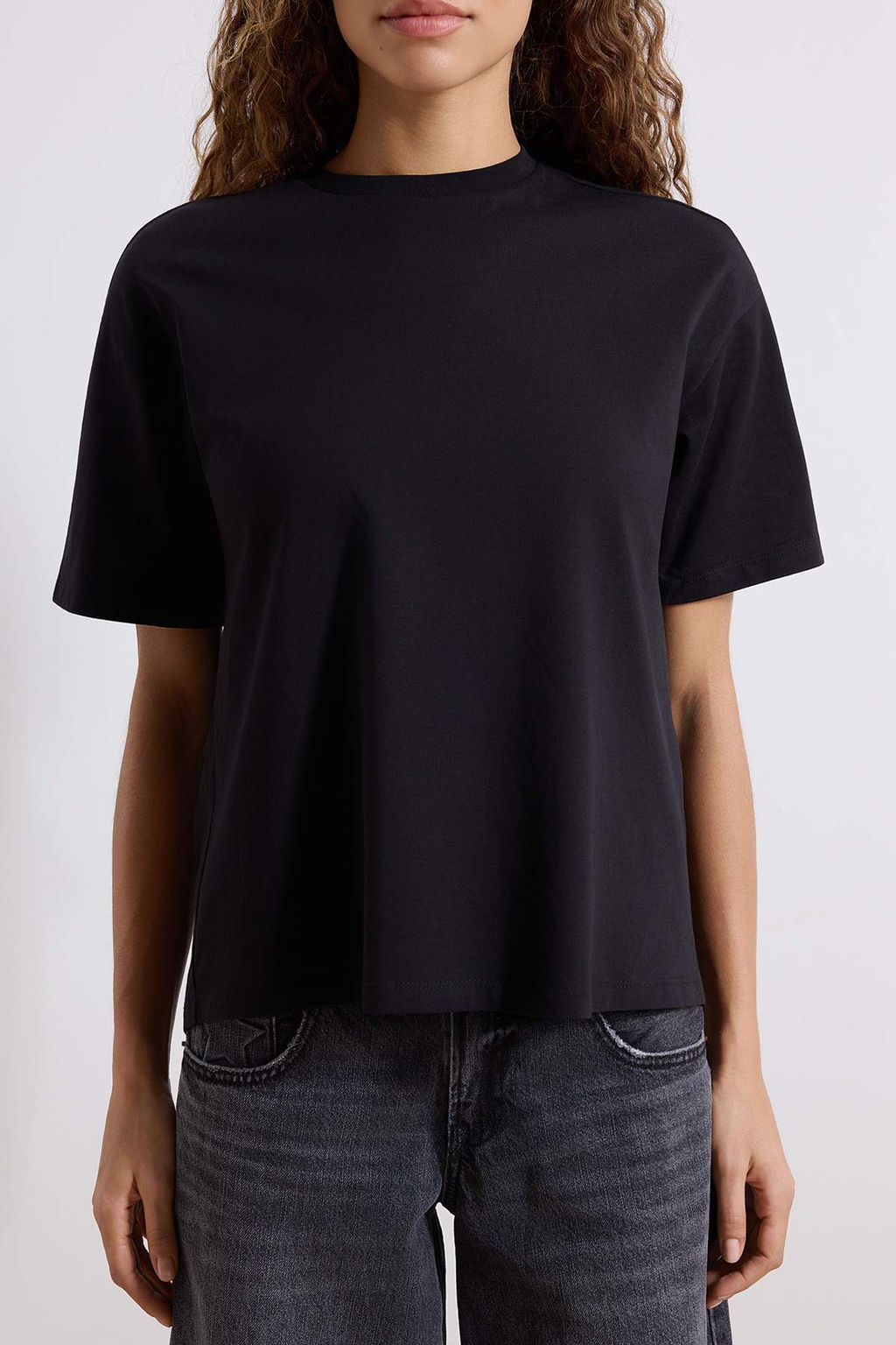 TRENDYOLMILLA Visne Curugu %100 Suprem Oversize/Genis Kesim Asimetrik S?rt Detayl? Orme T-Shirt TWOSS25TS00040  фото 12