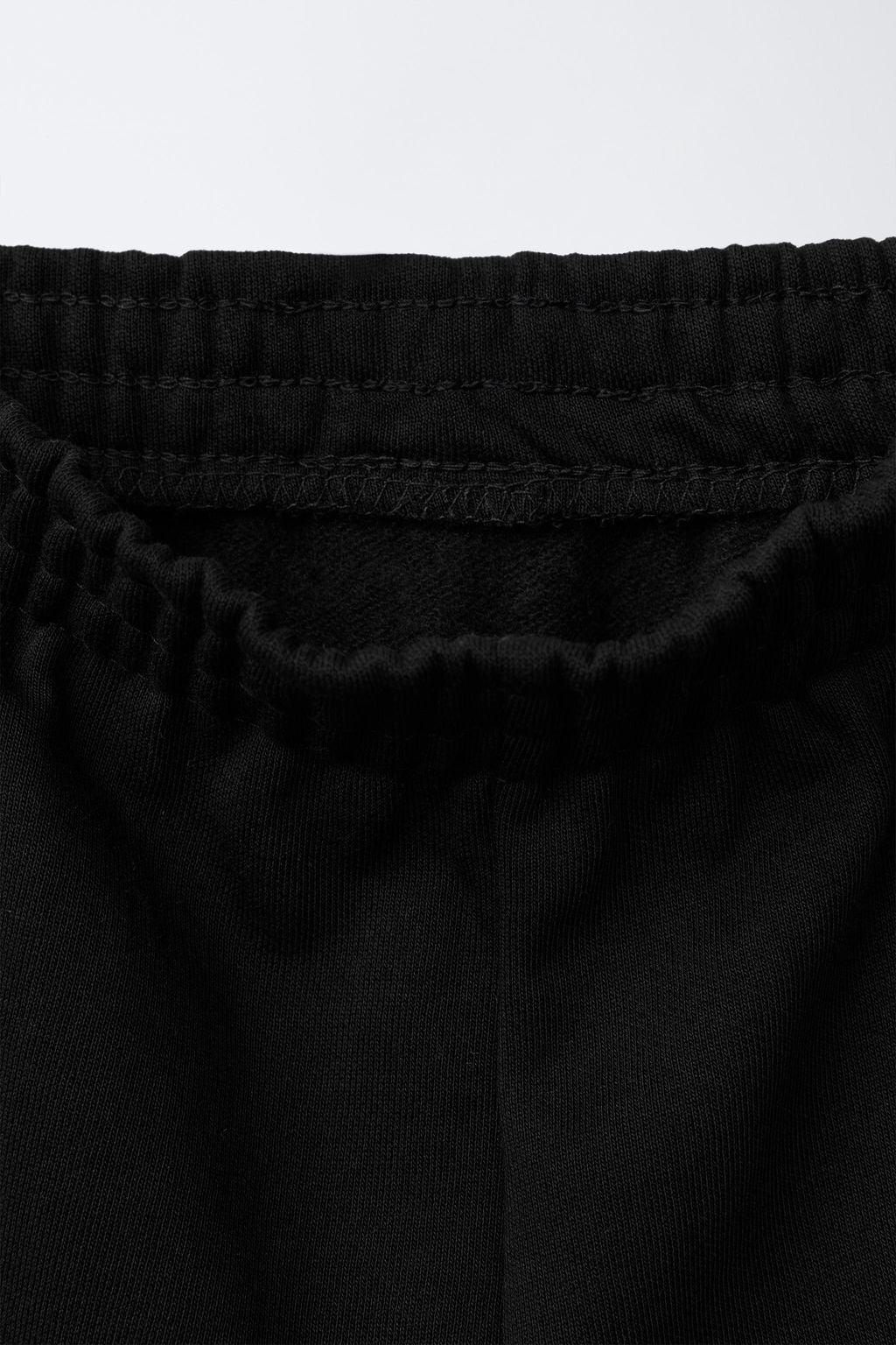 PANTAL?N JOGGER TEXTO / Negro - Zara фото 3