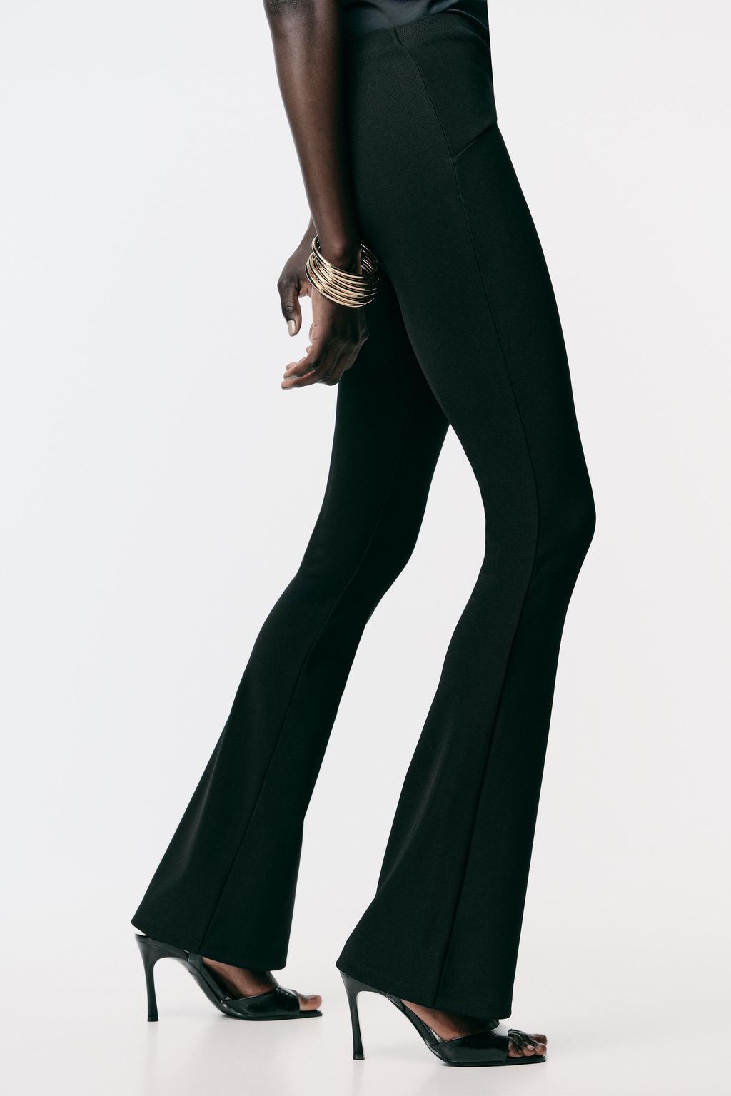 LEGGINGS WITH METAL APPLIQUE - Zara фото 11