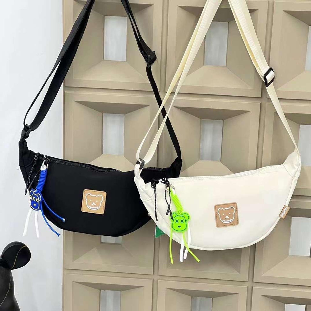 Сумка бананка Hollomumu с брелком в ассортименте - Storyland фото 5