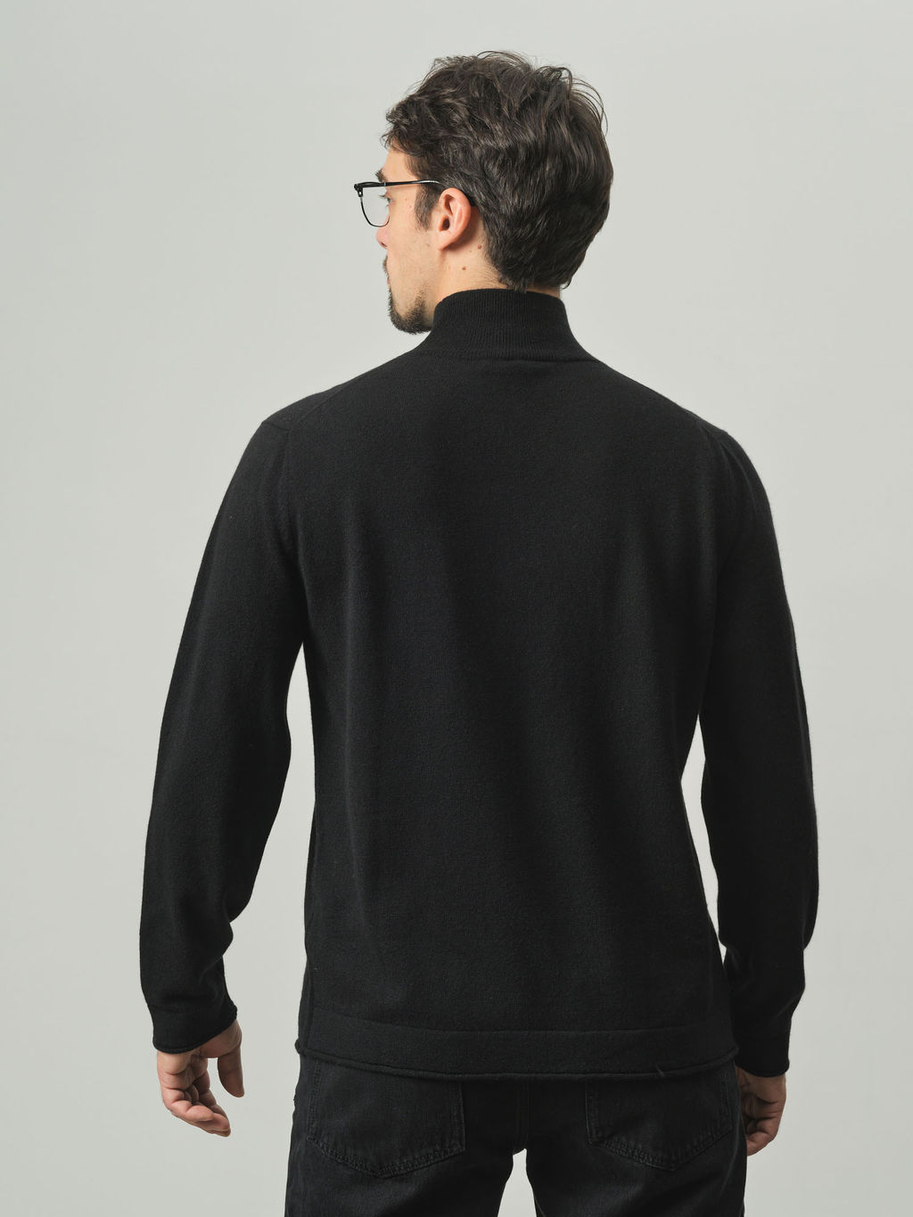 Джемпер мужской из кашемира KM051708-E черный