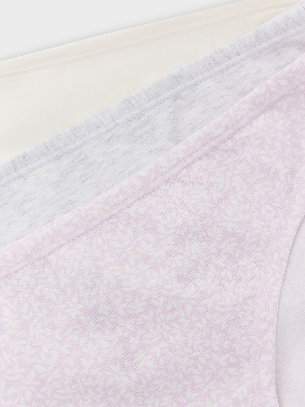 Цена за 2 штуки! ТРУСЫ ЖЕНСКИЕ (3ШТ.) - Mark formelle фото 10