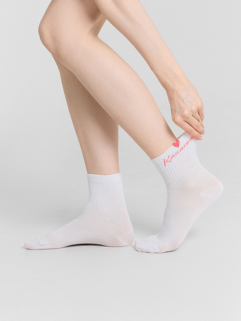 Цена за 5 пар! Носки женские белые с сердечком и надписью "Каханне"
