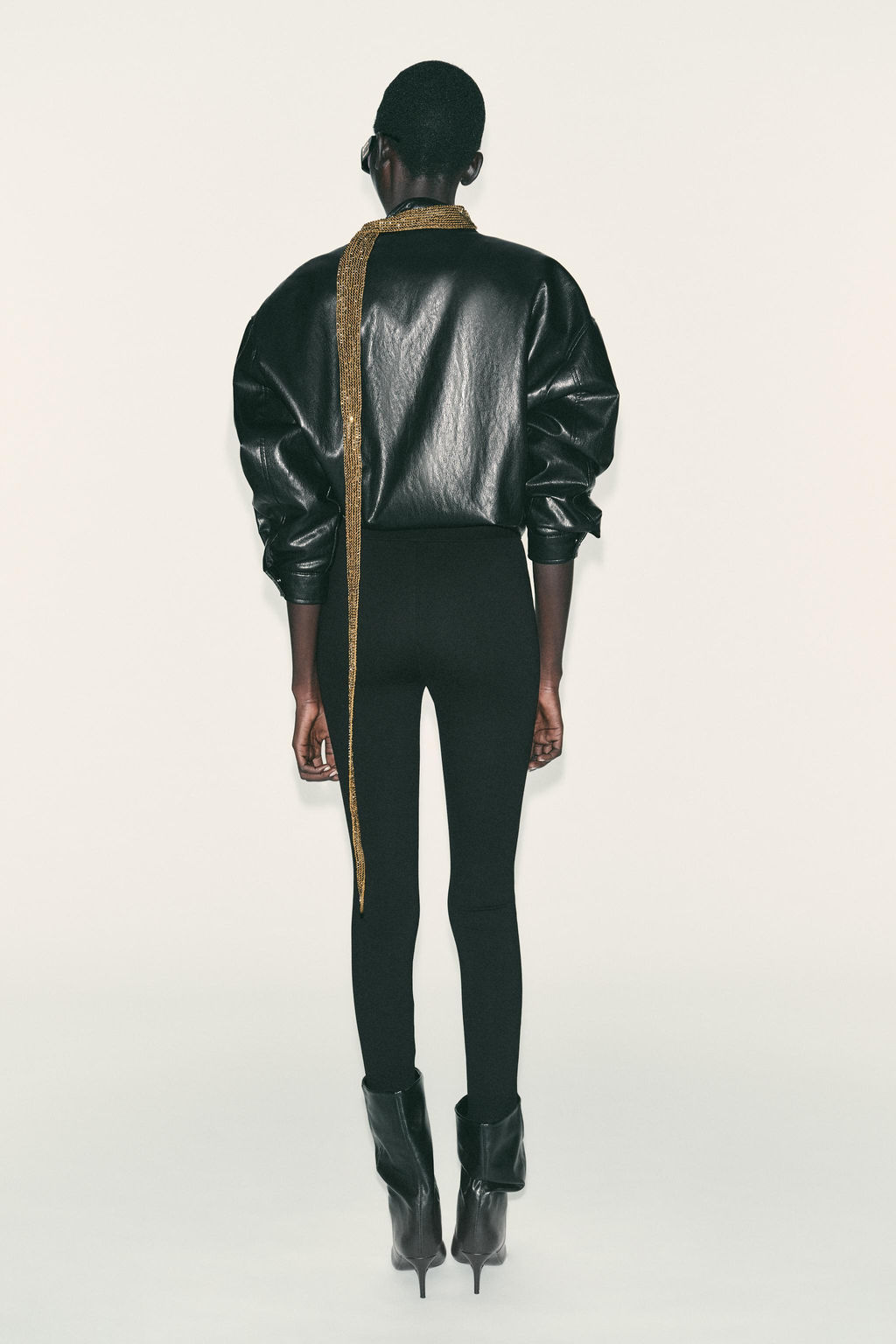 LEGGINGS WITH GOLD BUTTON DETAIL - Zara фото 8