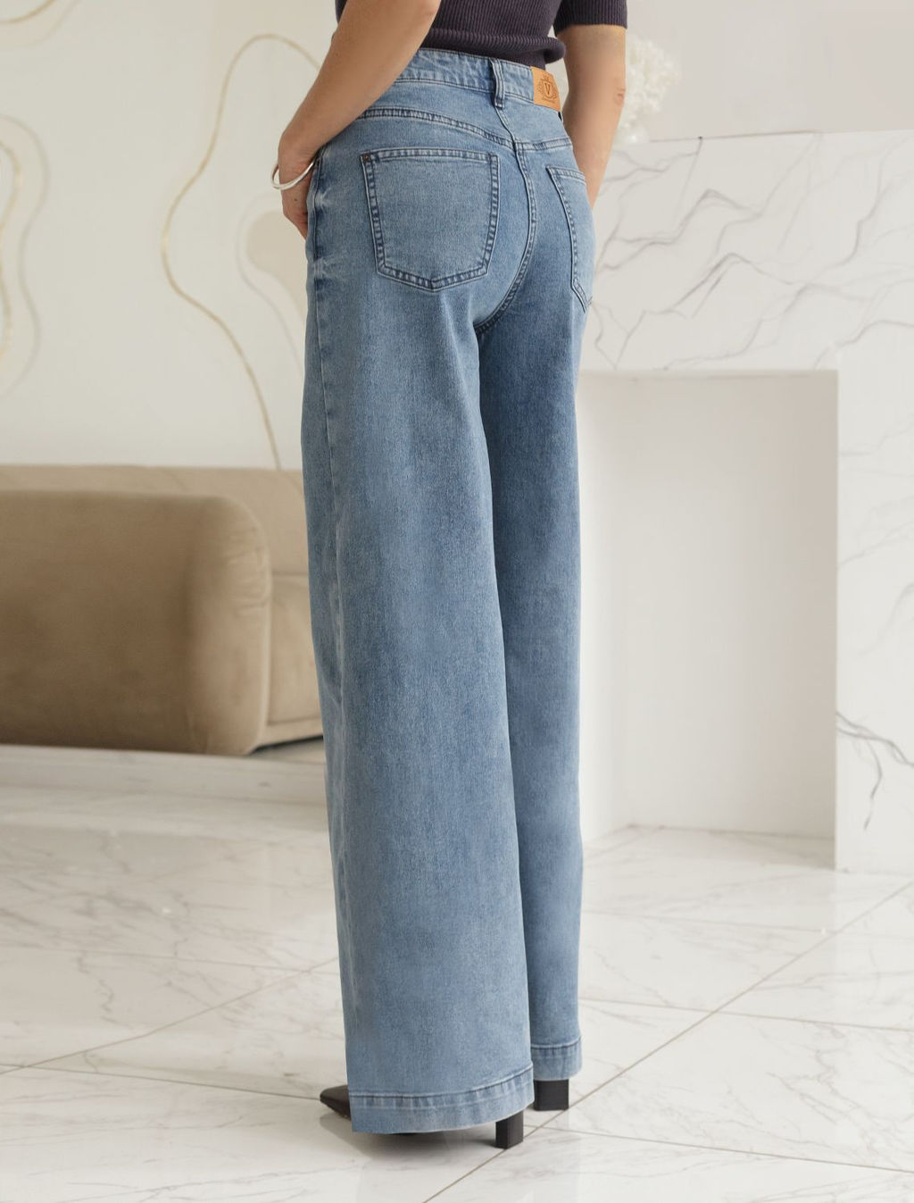 D54.293 Джинсы женские синий - Vilatte фото 2