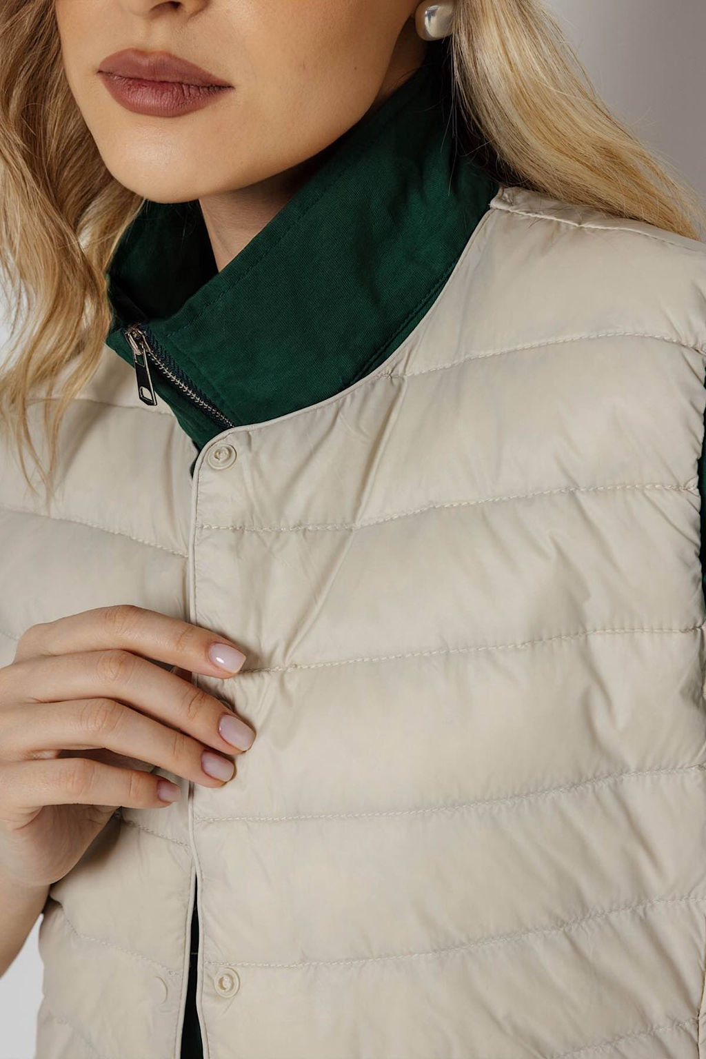 Жилет женский 2204/04/Бежевый