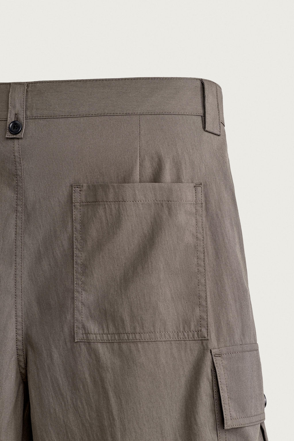 BERMUDA CARGO RELAXED FIT PLIEGUES / Marr?n / Topo - Zara фото 9