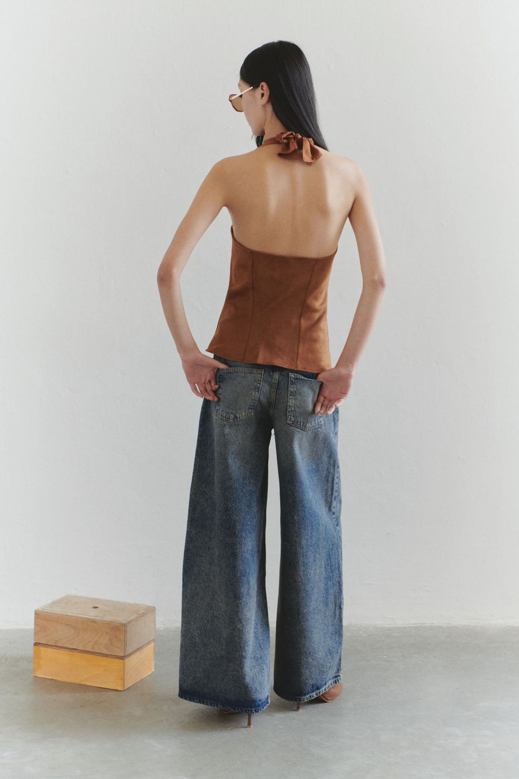 Trendyolmilla Limited Edition Kahverengi Regular Halter Yaka Boyundan Baglamal? Yelek TWOSS25YE00079 фото 3