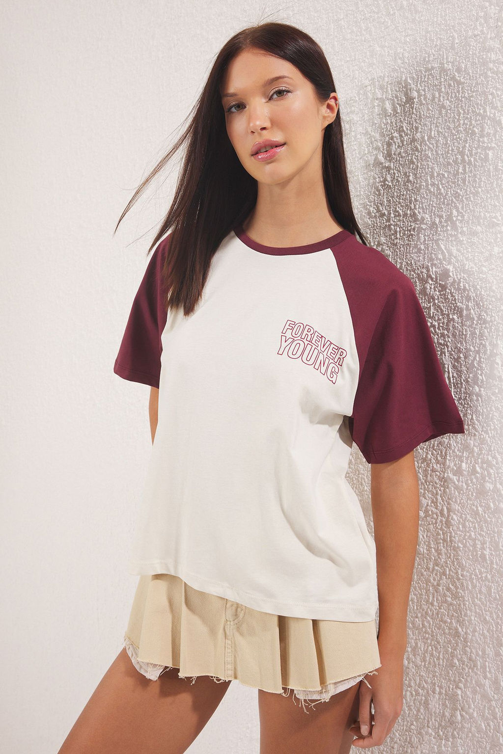 Tas %100 Kal?n Pamuklu Renk Bloklu Sloganl? Relaxed/Rahat Kesim Orme T-Shirt TWOSS24TS00134