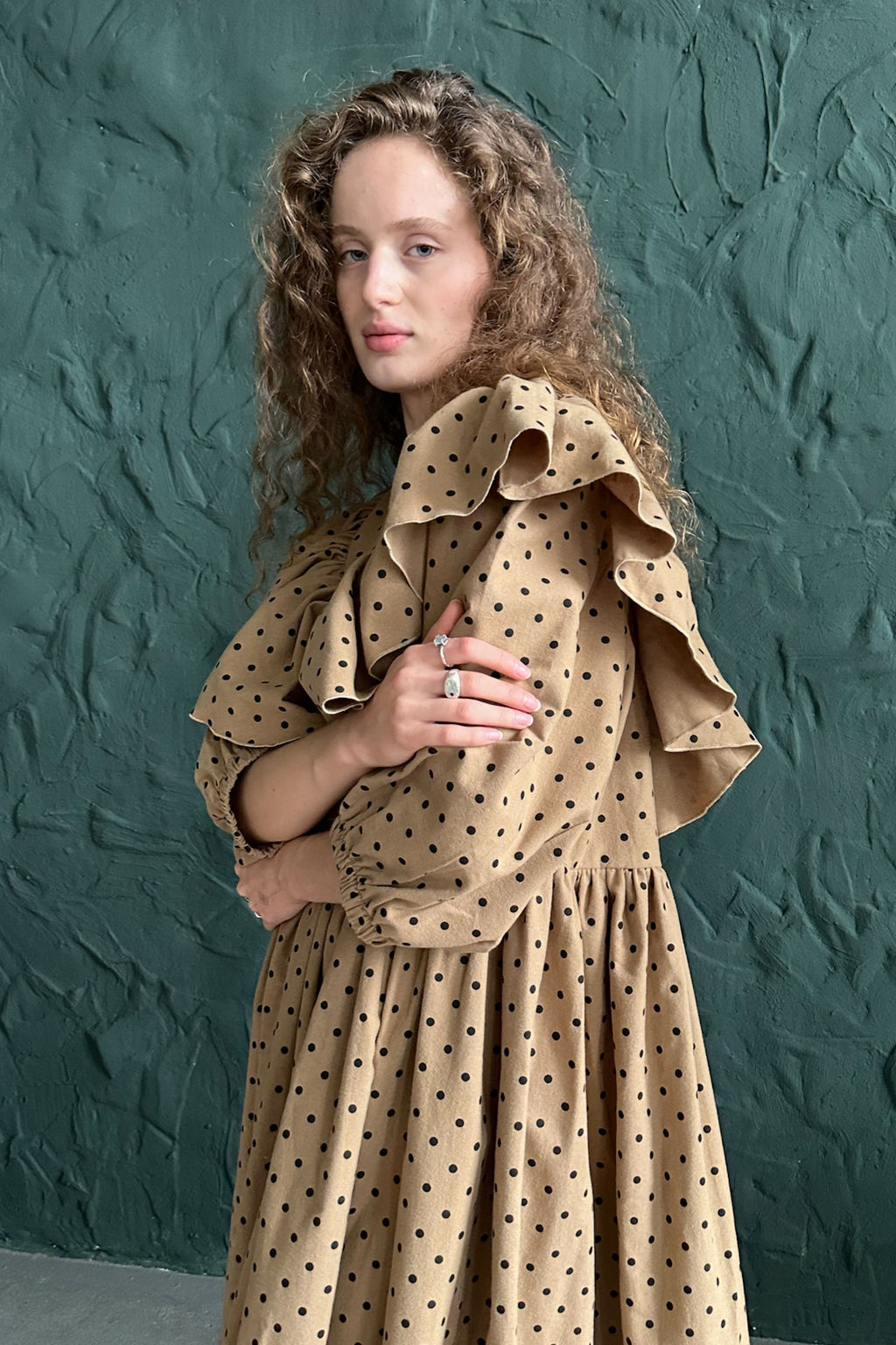 Платье женское STREET074/05/Песочный, черный