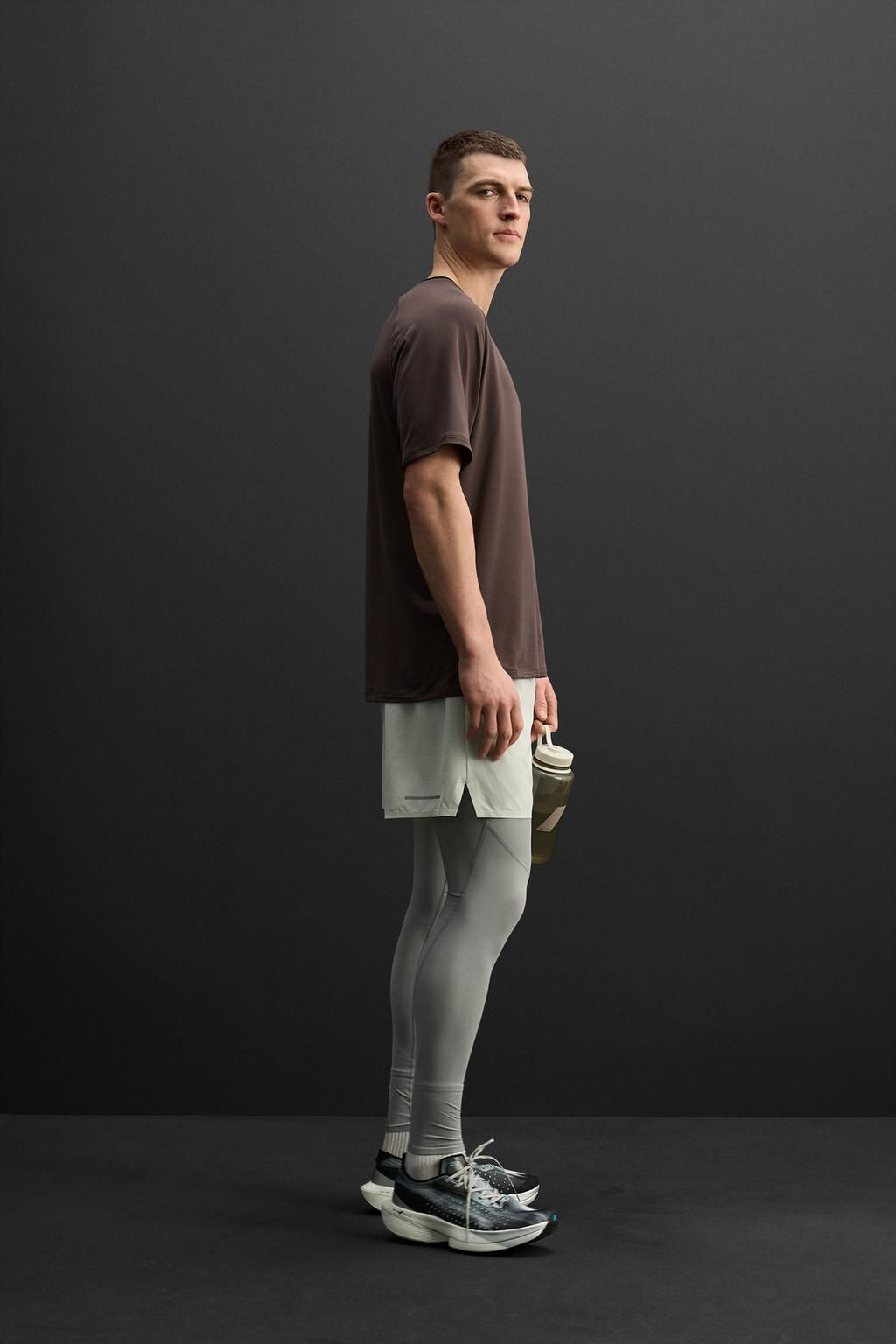 TRAINING TEXTURED T-SHIRT - Zara фото 32