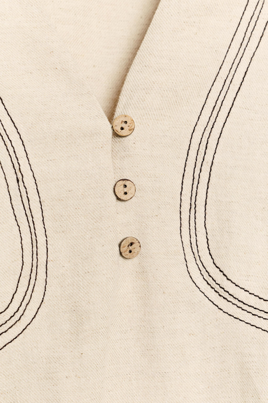 CAMISA OVERSIZE CON LINO PESPUNTES CONTRASTE / Beige claro - Zara фото 8