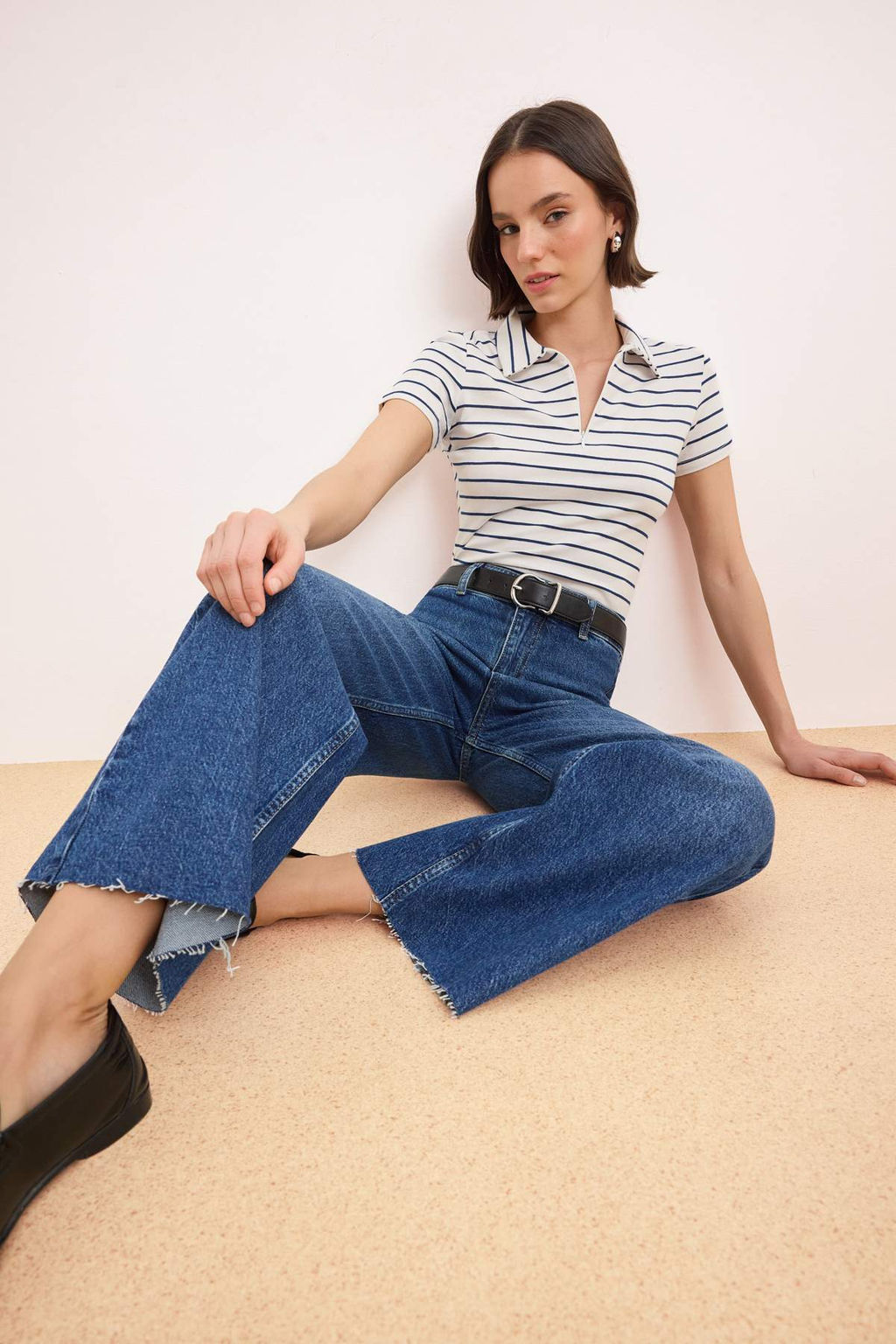 Koyu Mavi Yuksek Bel Az Esnek Culotte Bilek Boy Jeans TWOSS26JE00203 - Trendyolmilla фото 2