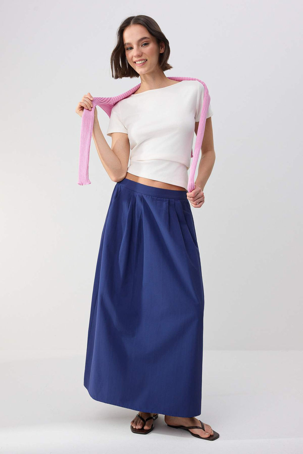 Wardrobe Essentials-Ekru Fitted/Vucuda Oturan Kay?k Yaka K?sa Kollu Orme T-Shirt TWOSS26TS00070