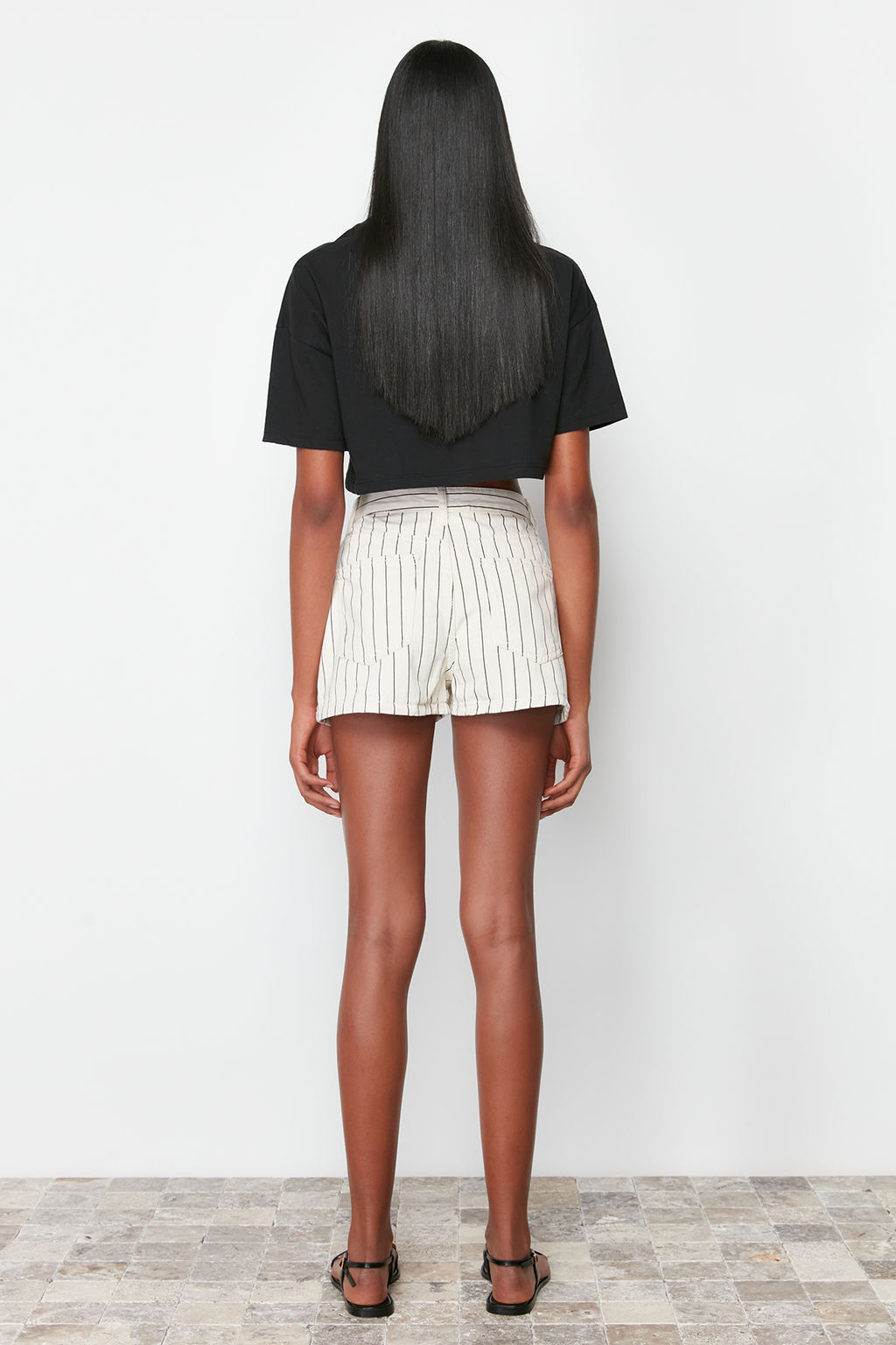 Ekru Cizgili Yuksek Bel Denim Sort TWOSS24SR00103 - Trendyolmilla фото 6