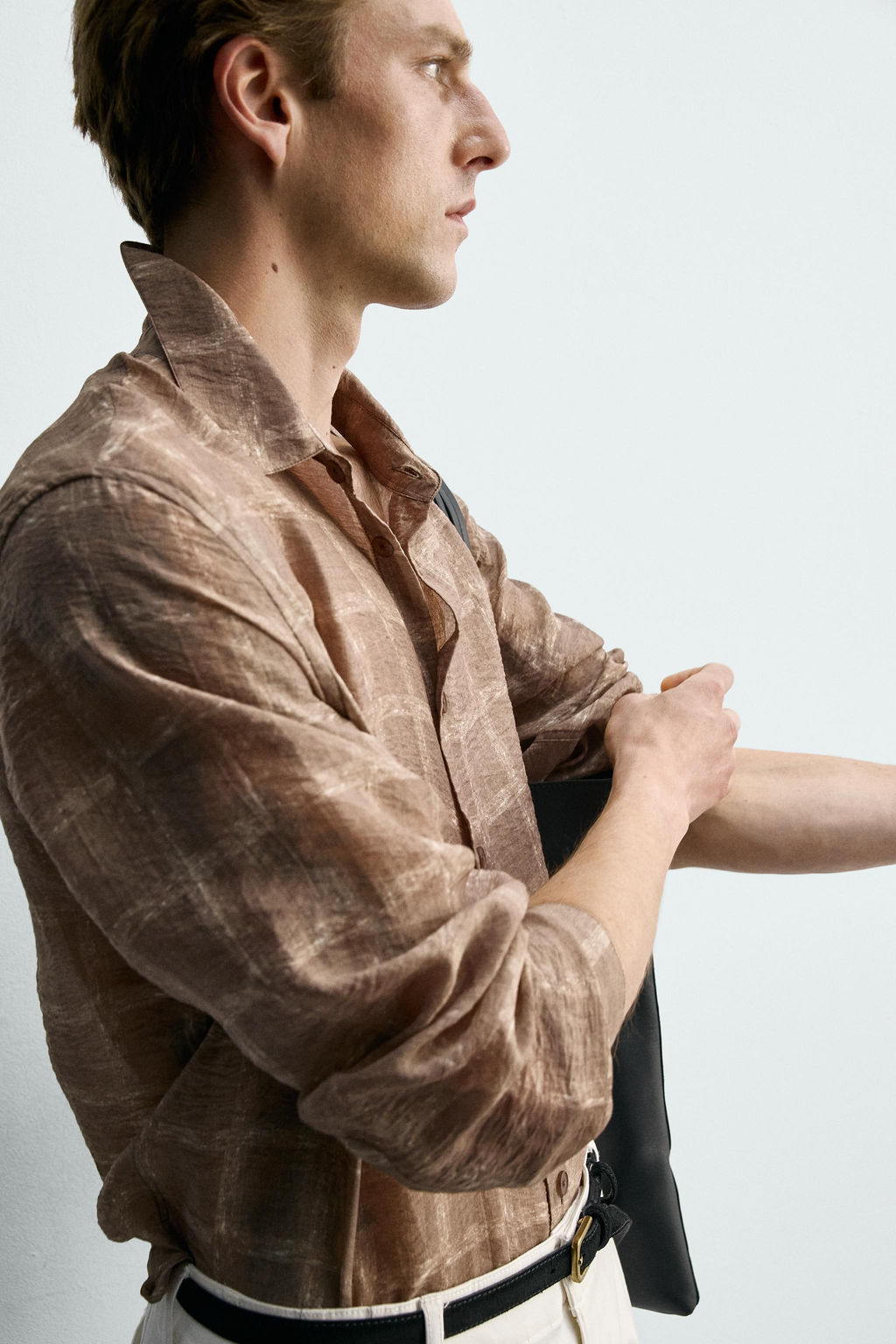CAMISA SEMITRANSPARENTE CUADROS / Tostado