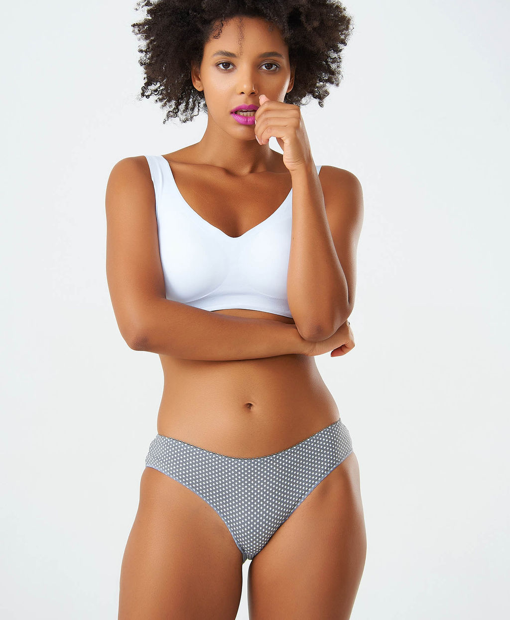 Трусы женские слипы (Оверлок по краям) Cherry Girl 61227 хлопок, эластан размеры S, M, L, XL - VANESSA FOR ME фото 6