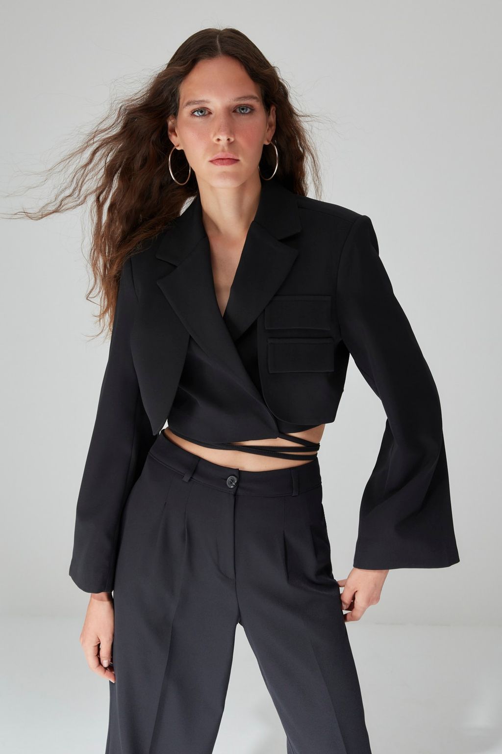 TRENDYOLMILLA Limited Edition Ac?k Haki Crop Astarl? Kruvaze Dokuma Blazer Ceket TWOAW23BC00076