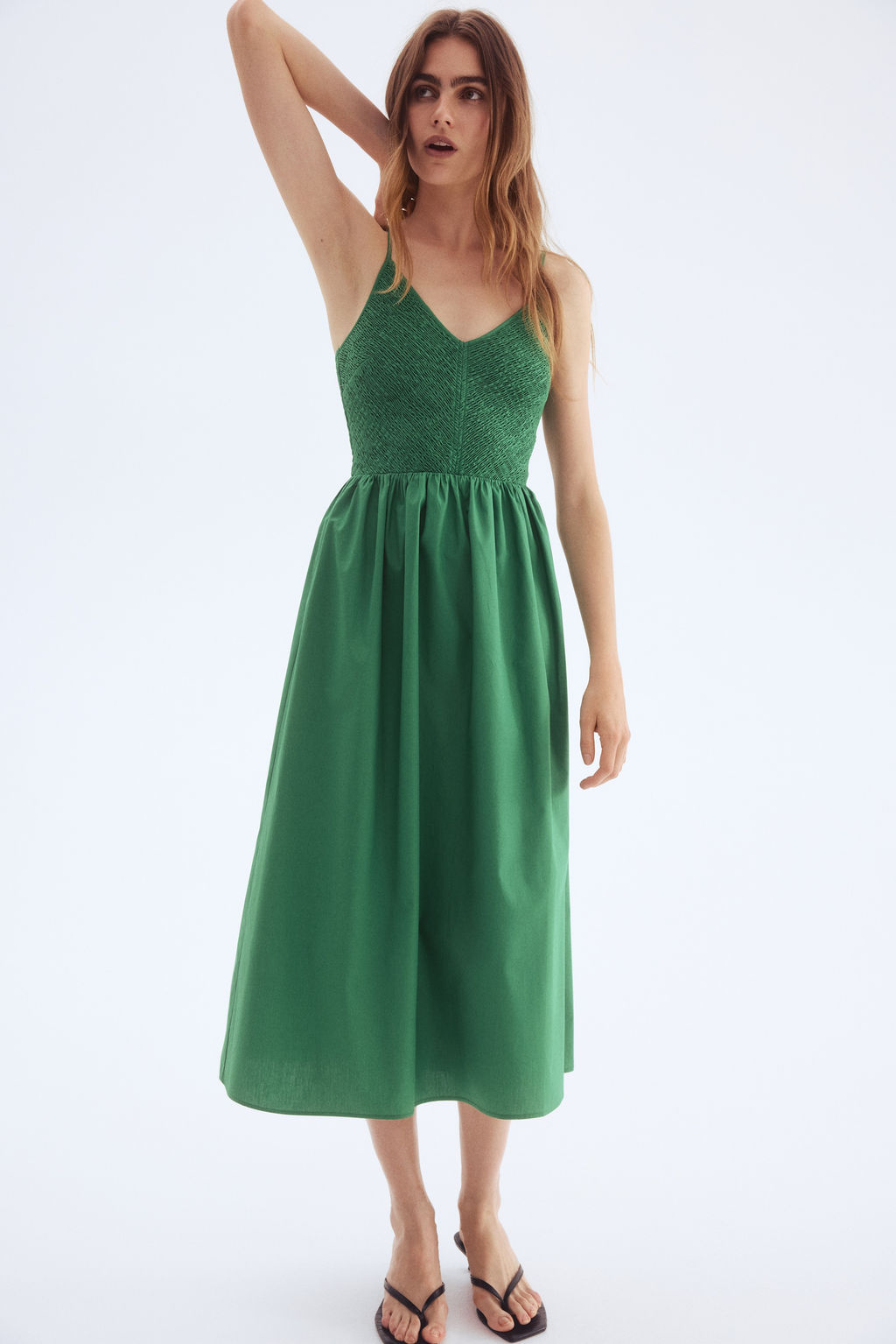 Vestido de algod?n con cuerpo fruncido - H&m фото 3