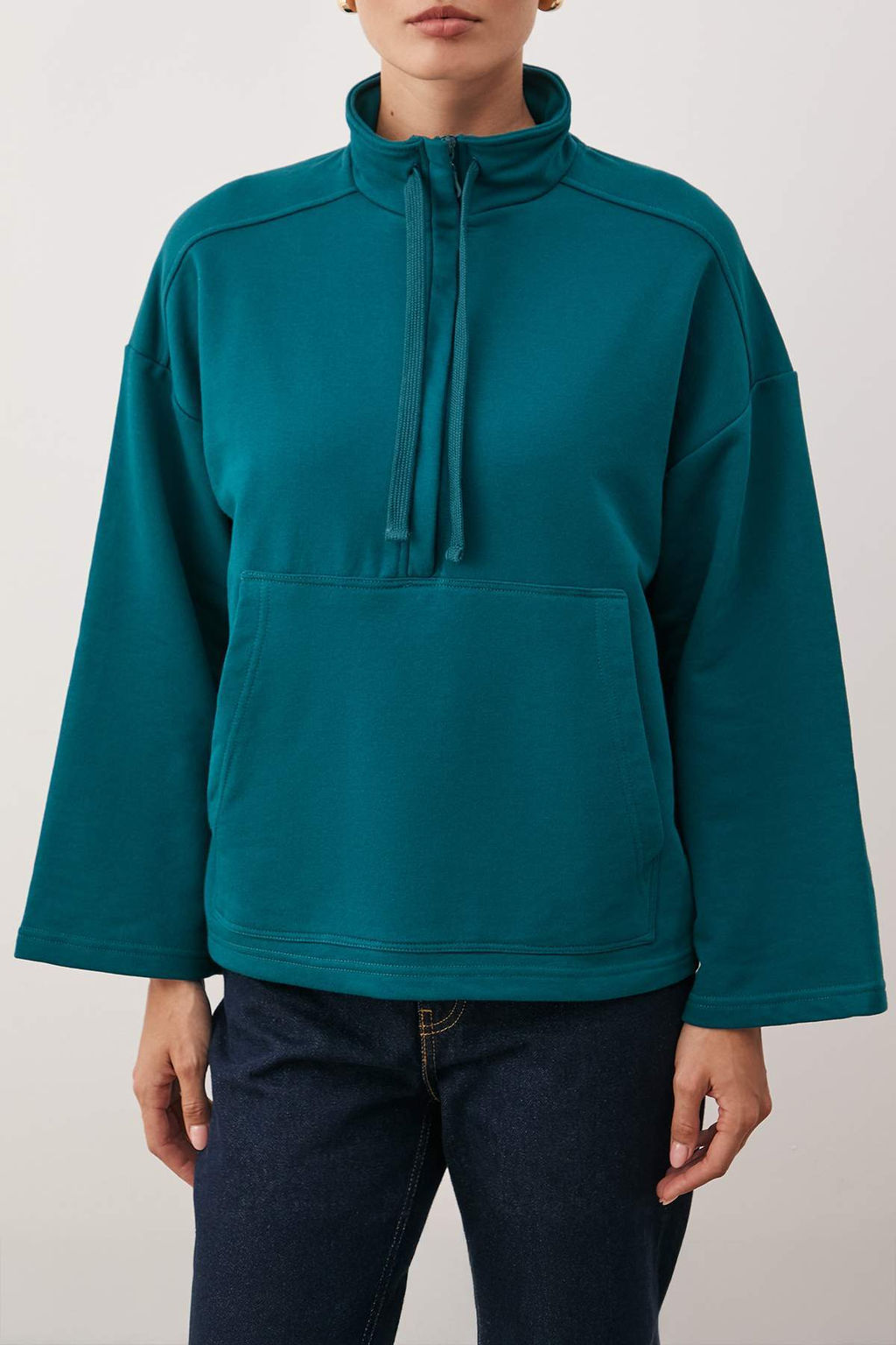 Siyah Dik Yaka Relaxed/Rahat Kal?p Yar?m Pat Fermuarl? ve Cep Detayl? Orme Sweatshirt TWOAW26SW00187 - Trendyolmilla фото 7