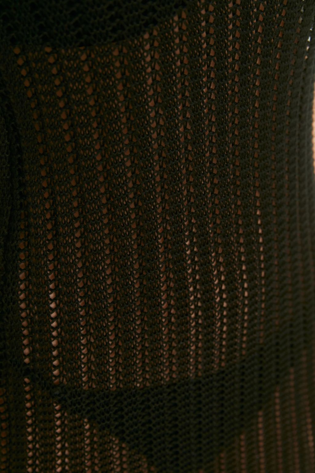 Siyah Orme S?rt Dekolteli Plaj Midi Elbise TBESS22EL2920