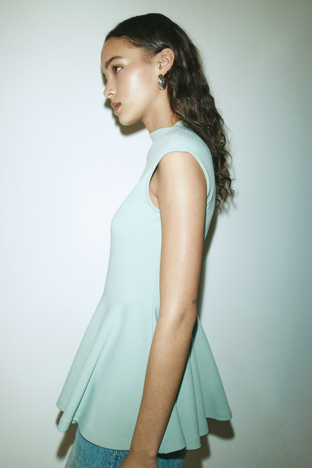 Top en punto roma con peplum - H&m фото 6
