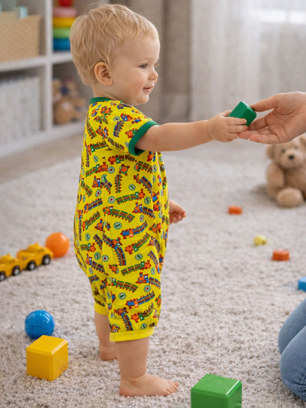 Песочник ясельный желтыйзеленый паровоз