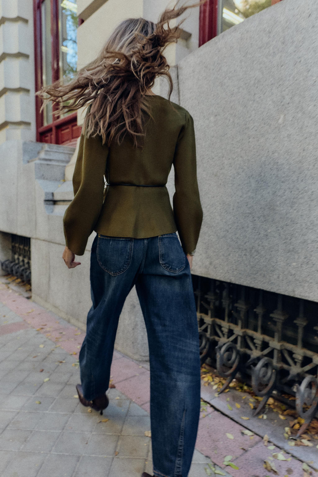 CARDIGAN WITH BELT - Zara фото 4