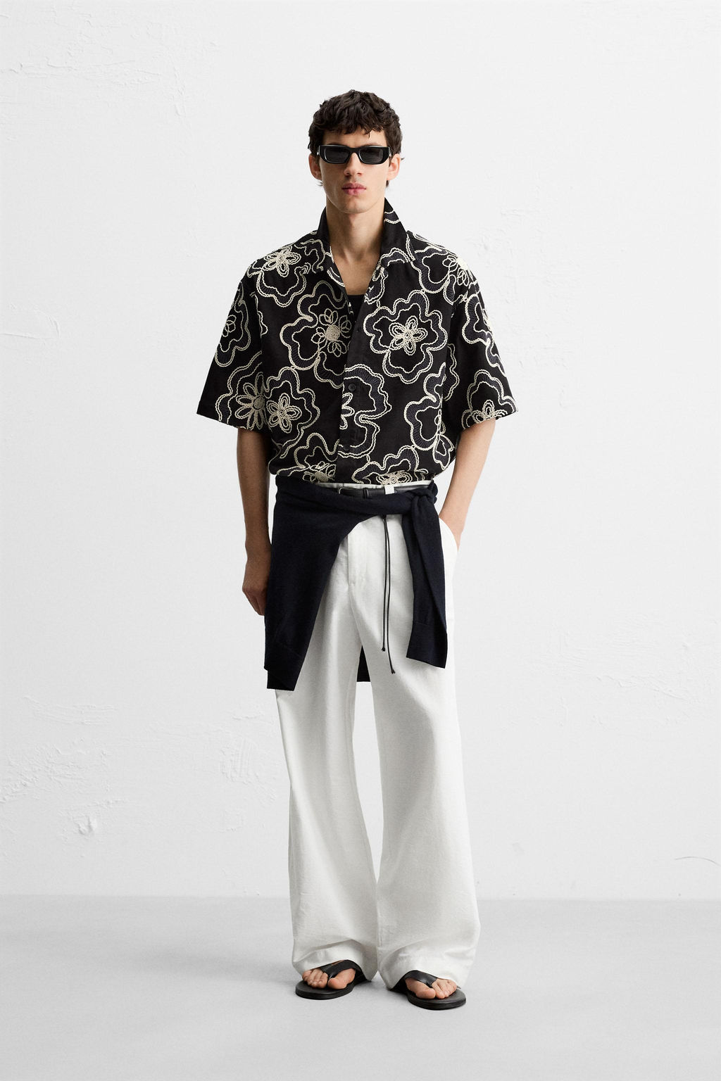 TEXTURED EMBROIDERY SHIRT