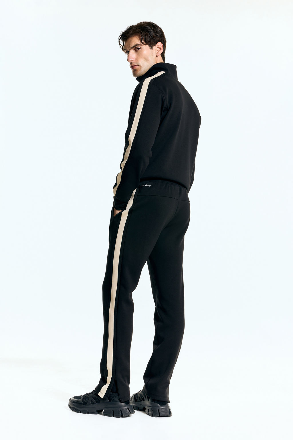 Pantal?n de ch?ndal con DryMove Regular Fit - H&m фото 4