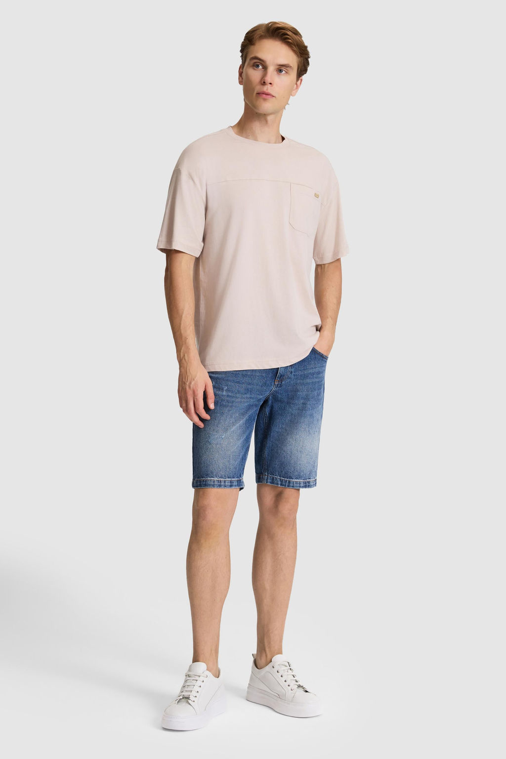 Erkek Ta_ Comfort Fit Bisiklet Yaka Ti__rt